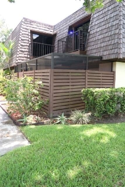 15202 POND WOODS