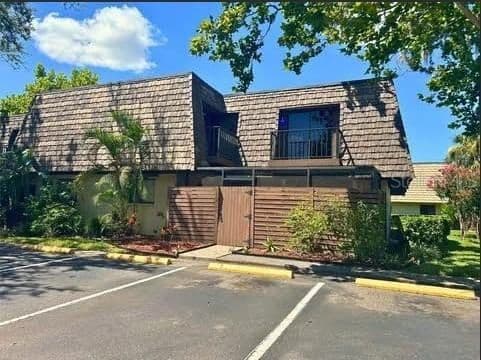 15202 POND WOODS