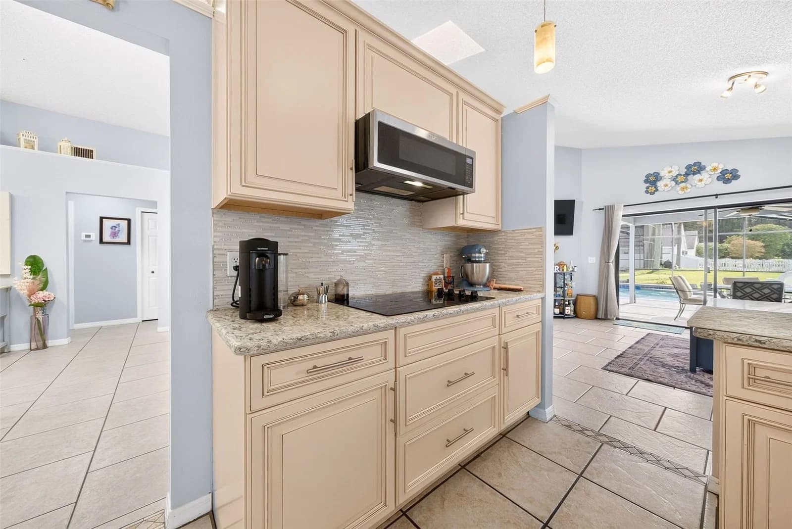 Photo 5 of 257 LEXINGDALE Drive