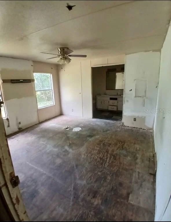 Photo 4 of 1116 NW 40TH Street