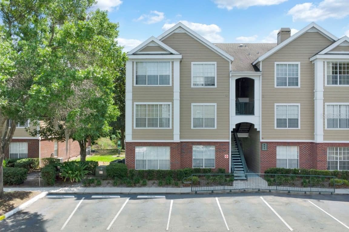 13103 MULBERRY PARK