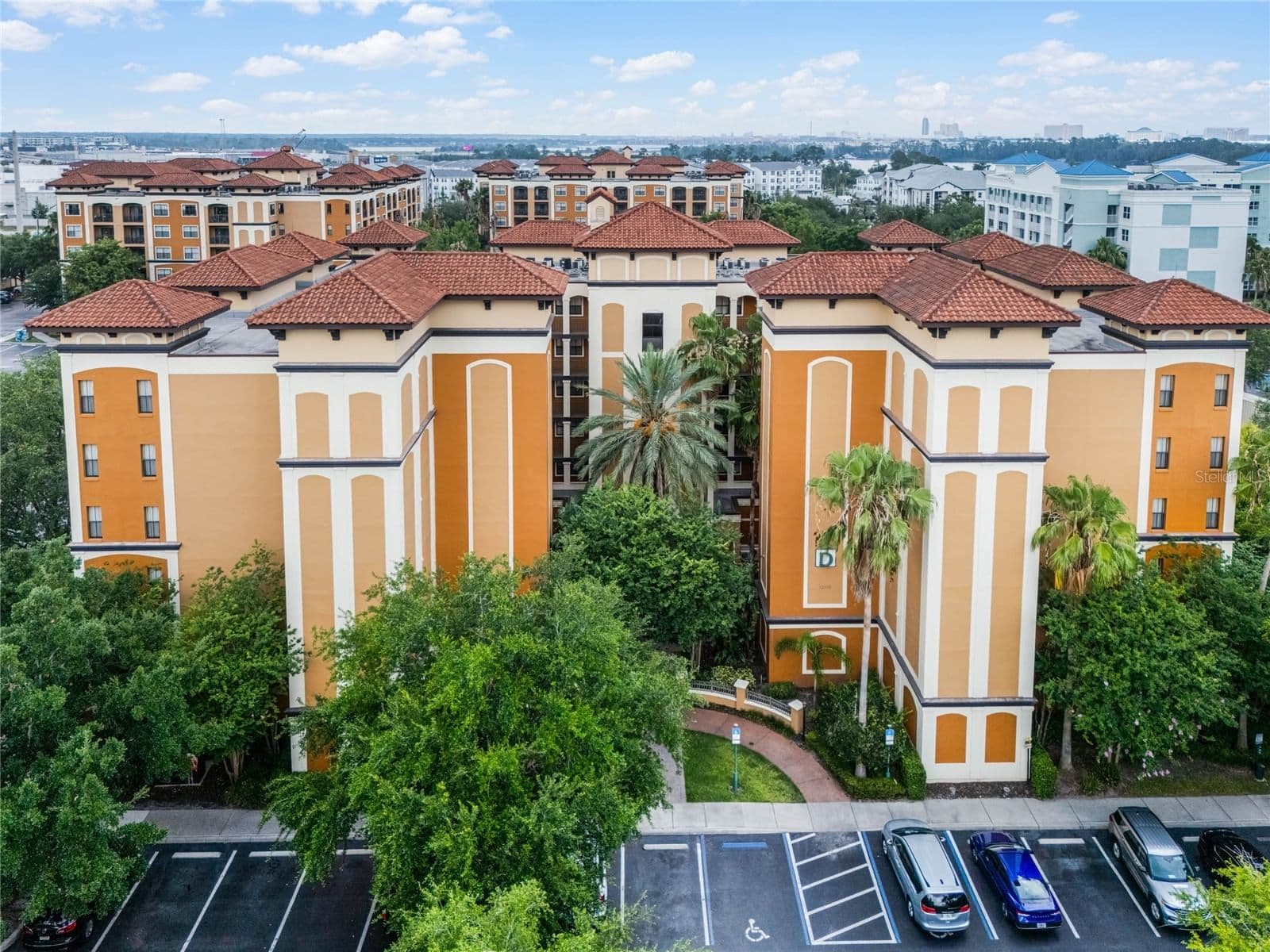 12539 FLORIDAYS RESORT