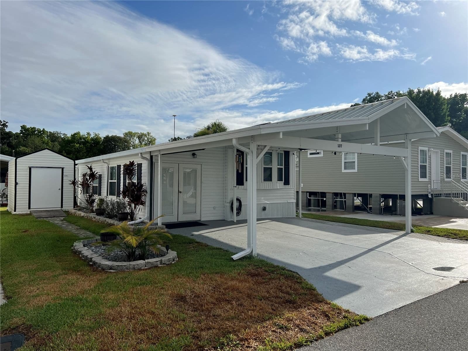 137 CITRUS RIDGE