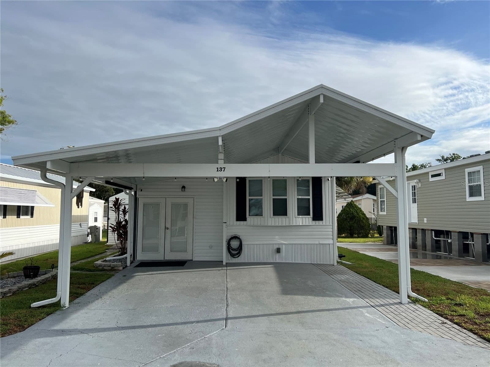 137 CITRUS RIDGE