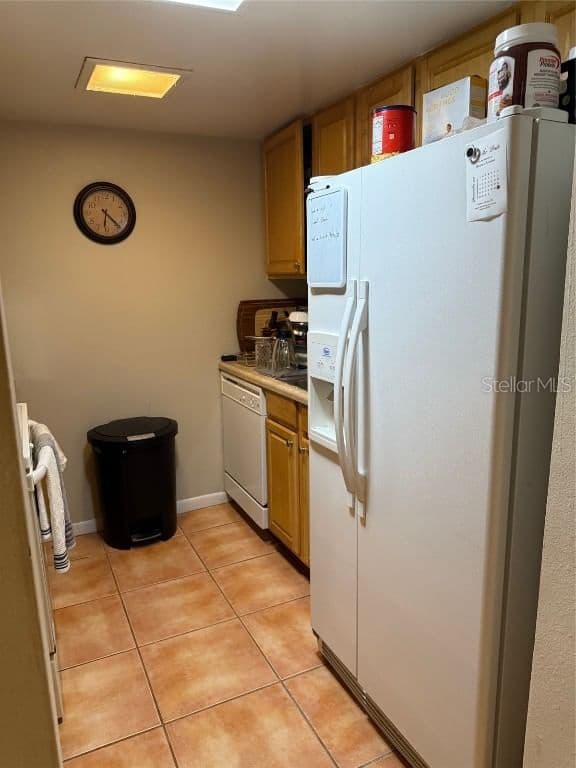 Photo 4 of 3240 SEMORAN