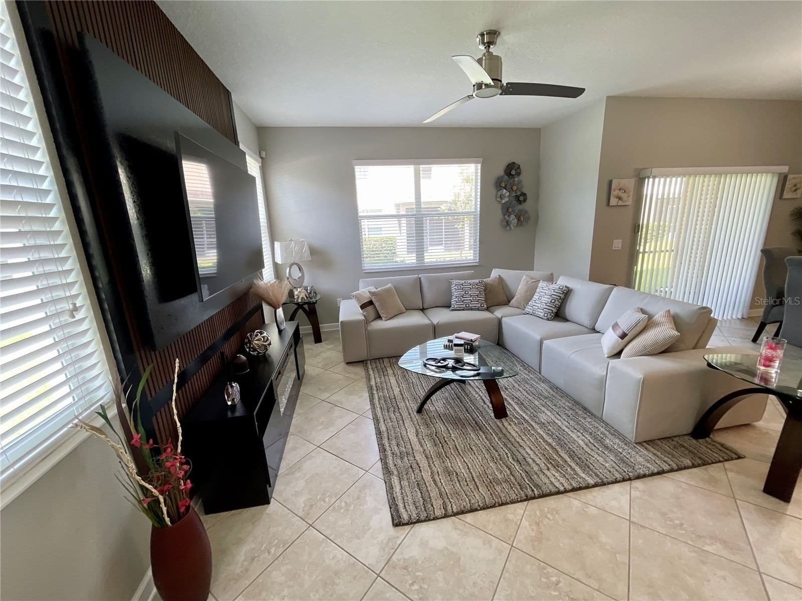 Photo 5 of 15246 HARRINGTON COVE
