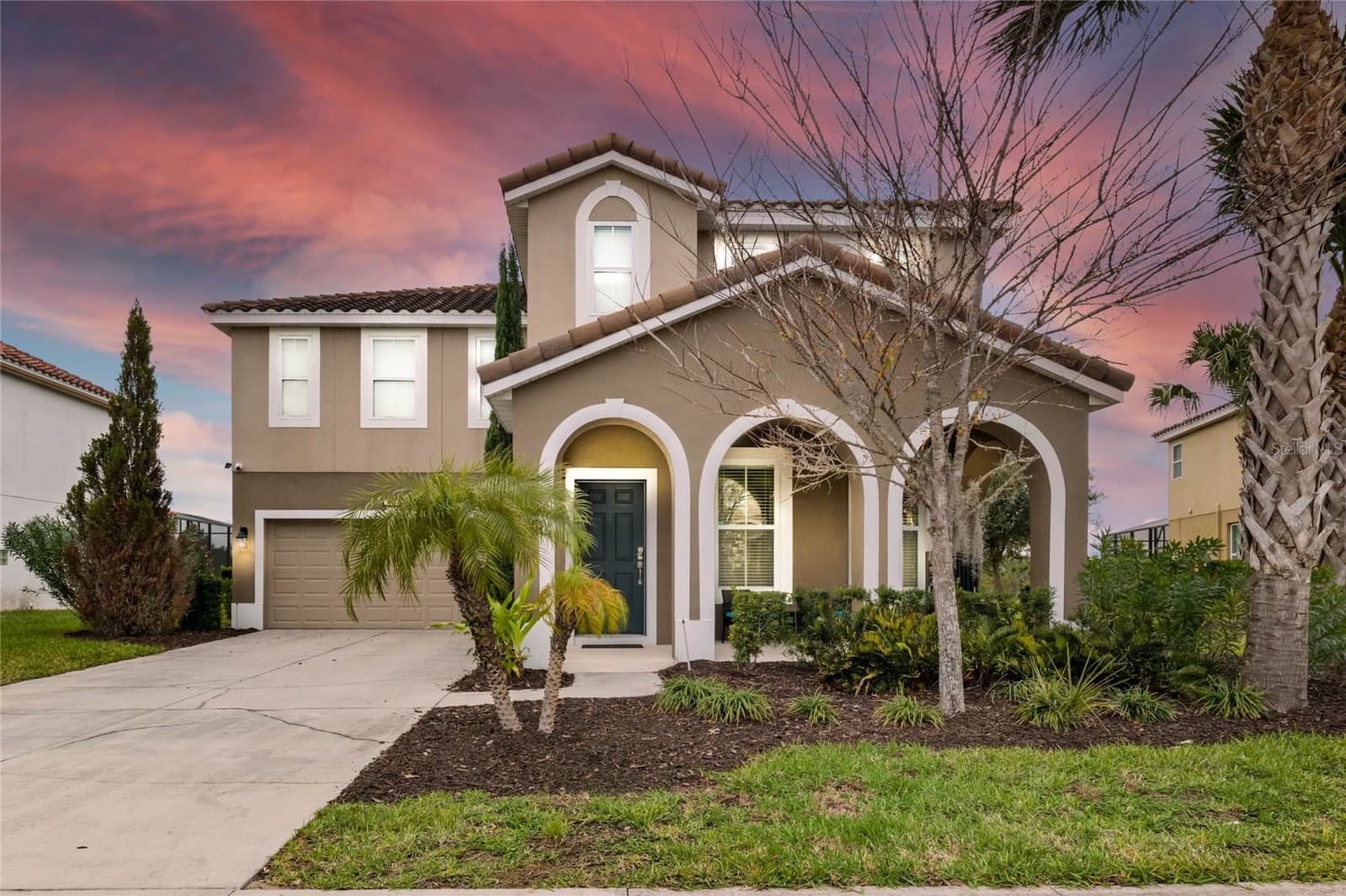 4103 OAKTREE