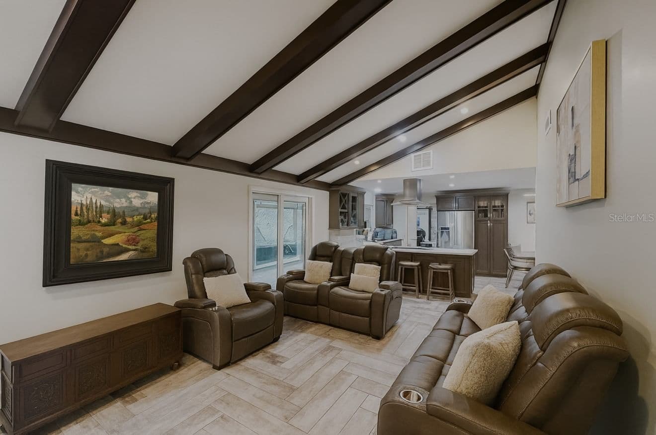 Photo 4 of 414 TIMBERCOVE