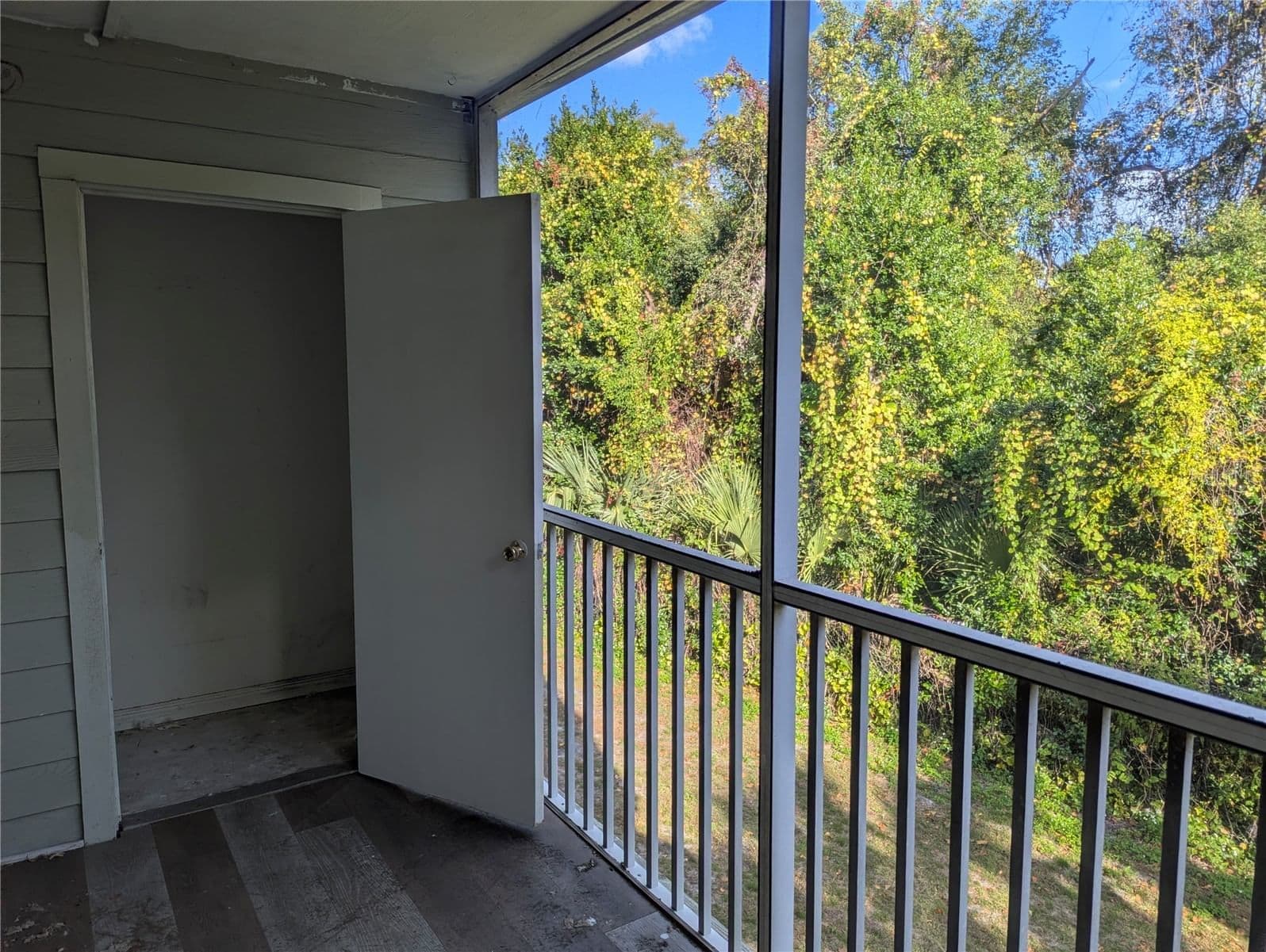 Photo 4 of 5956 WESTGATE