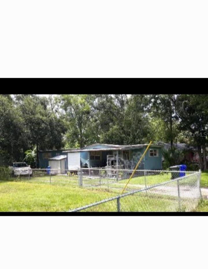 1402 PATTERSON