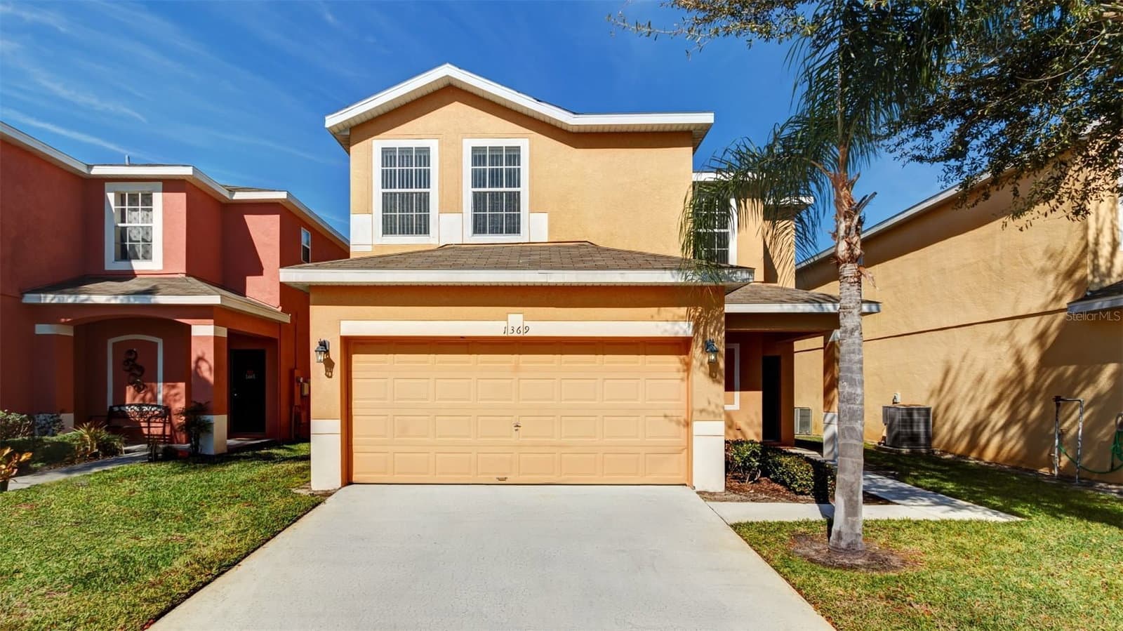 1369 ROYAL RIDGE
