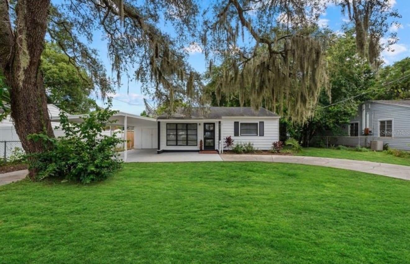 305 BOUGAINVILLEA