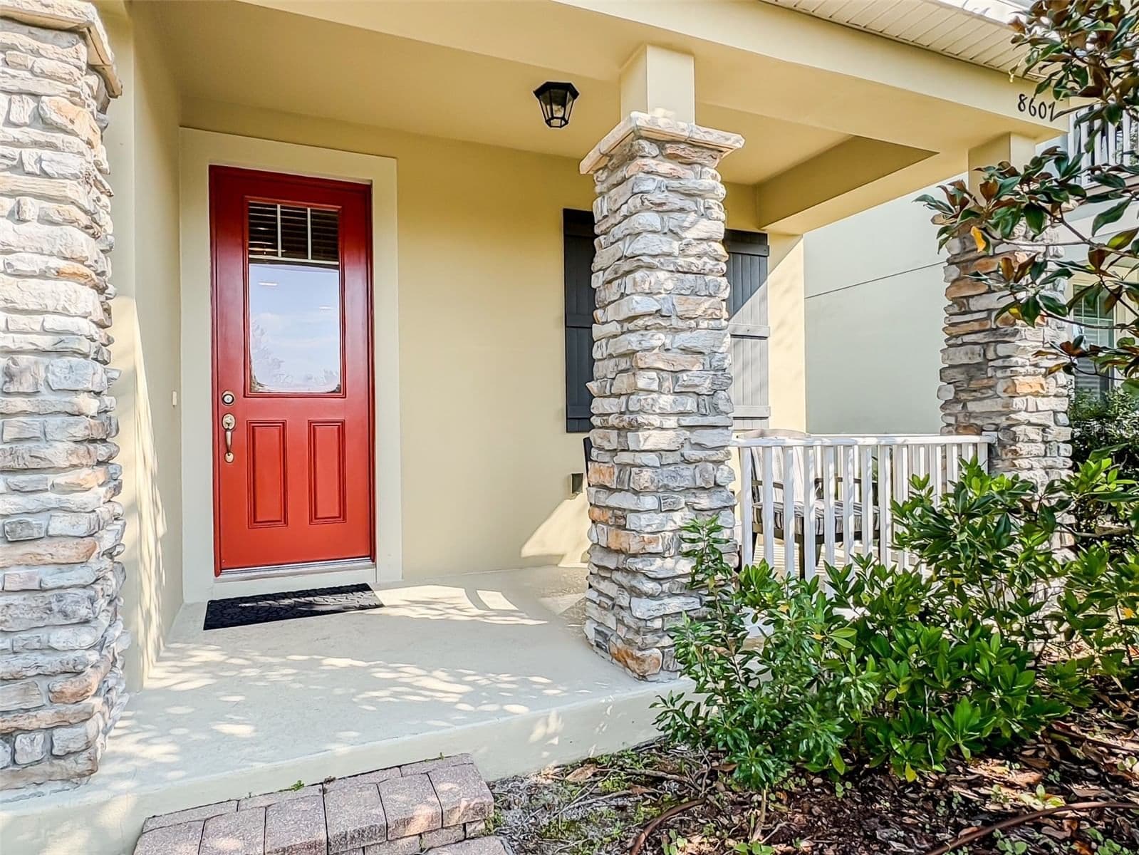 8607 RANDAL PARK