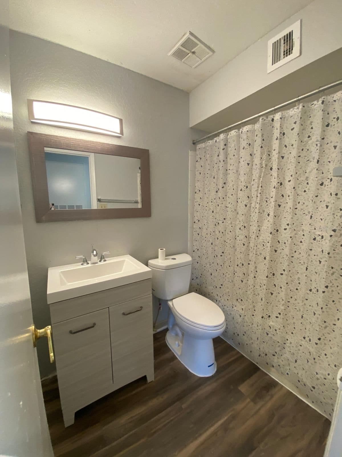 Photo 5 of 4400 THORNBRIAR