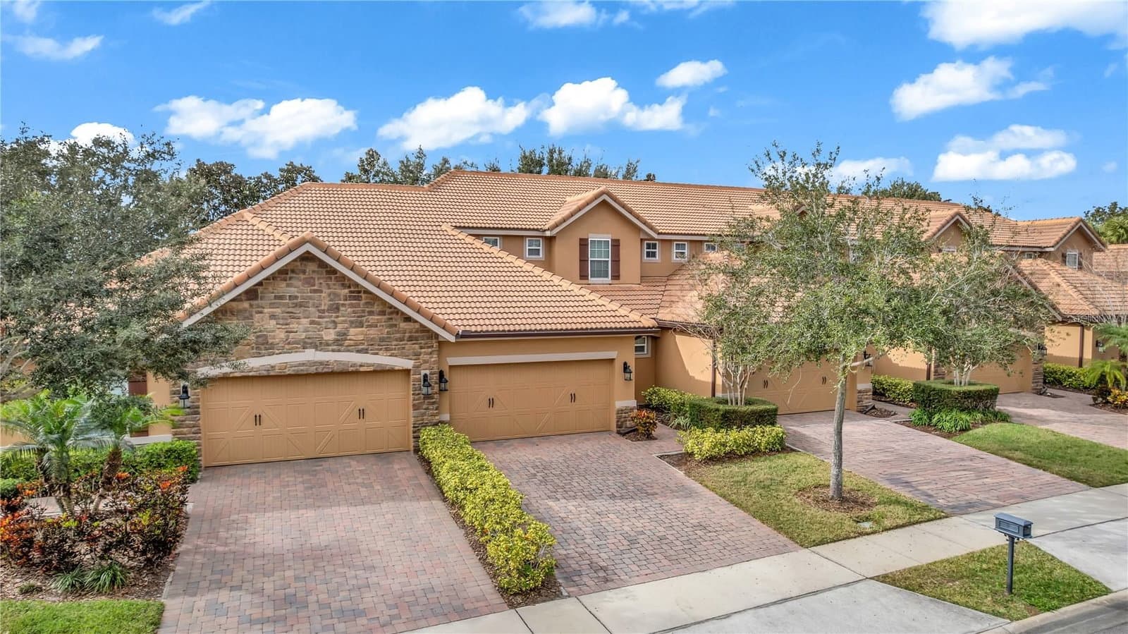 10345 BELFRY