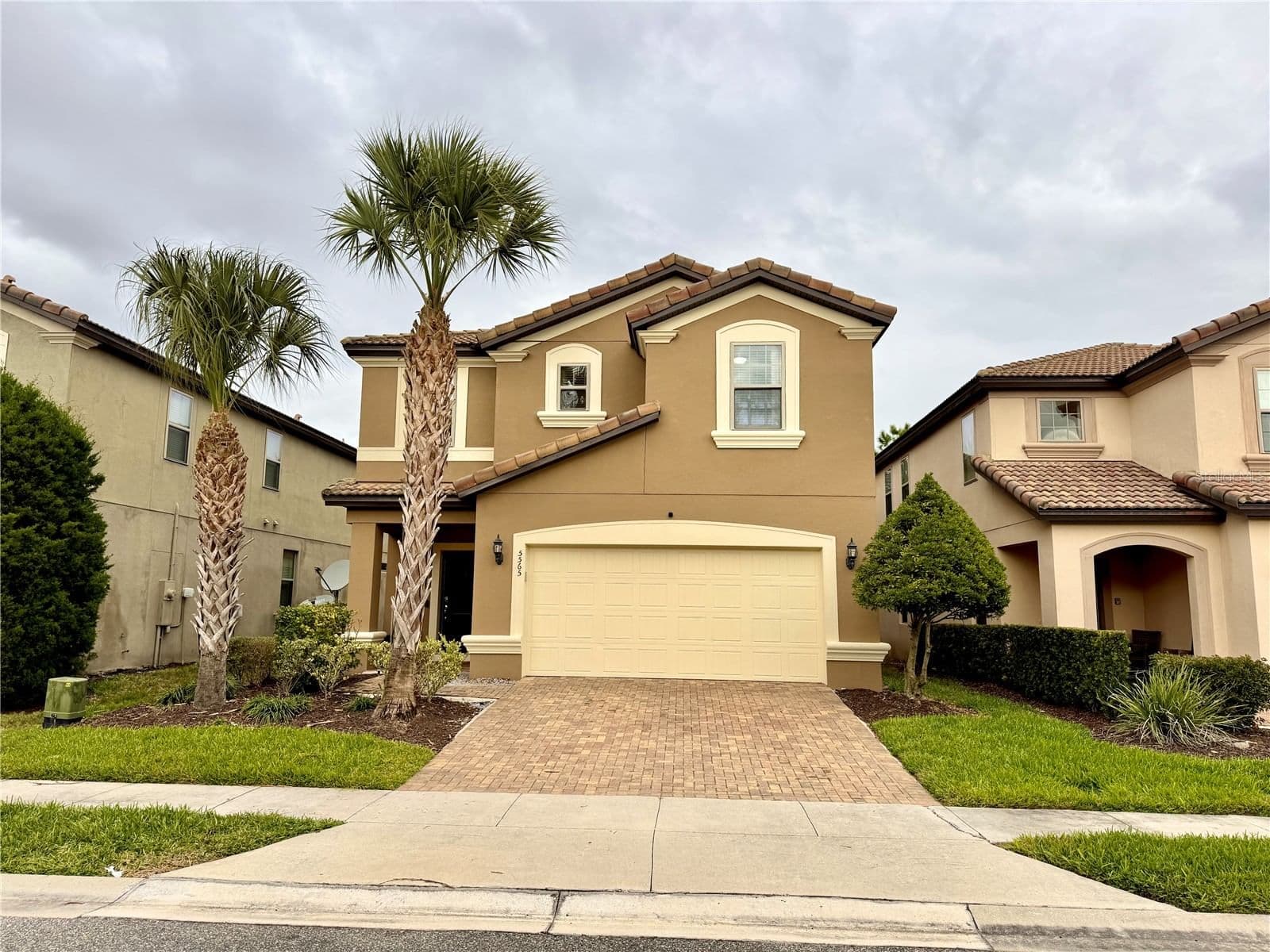 5565 MISTY OAK
