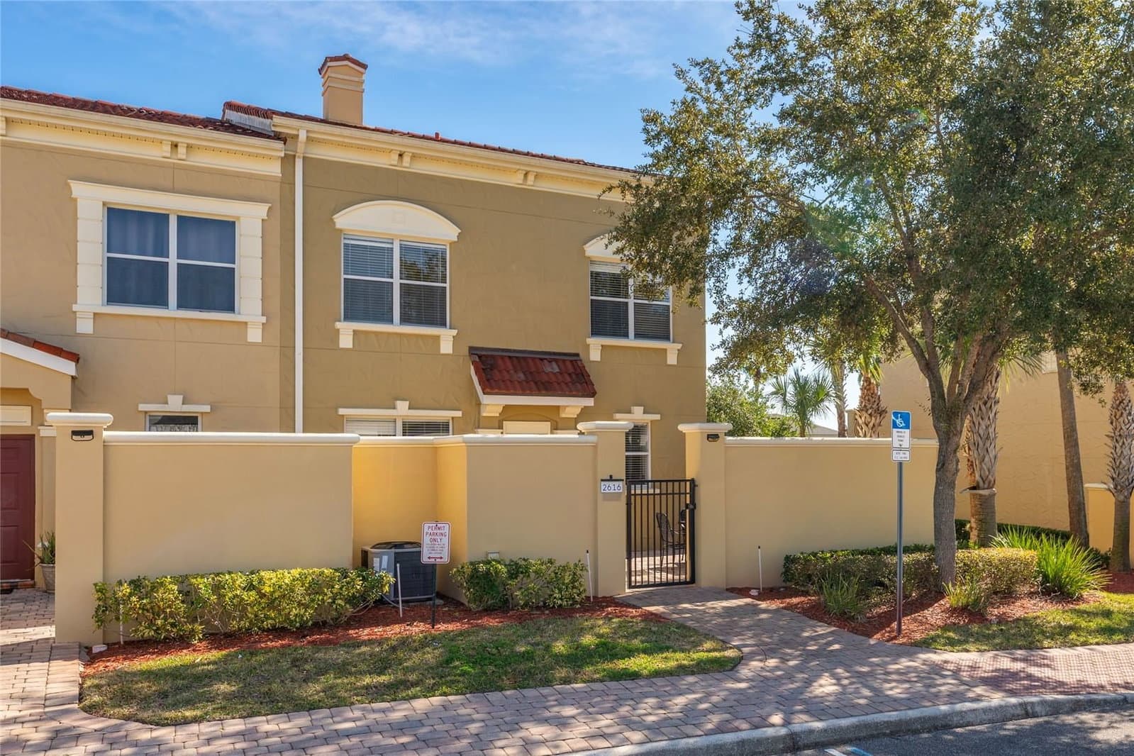2616 BELLA VISTA