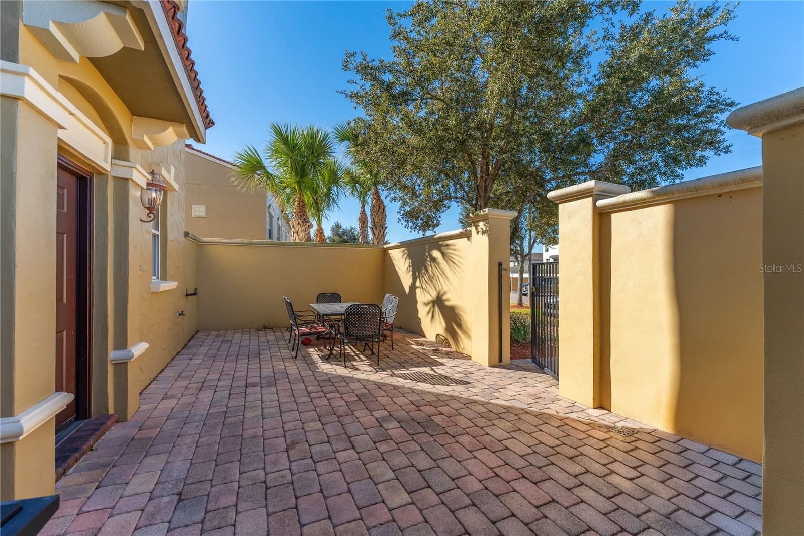 2616 BELLA VISTA
