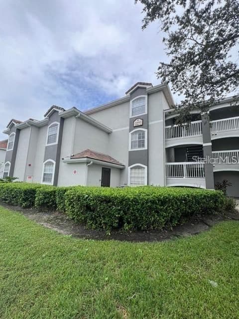 14049 FAIRWAY ISLAND