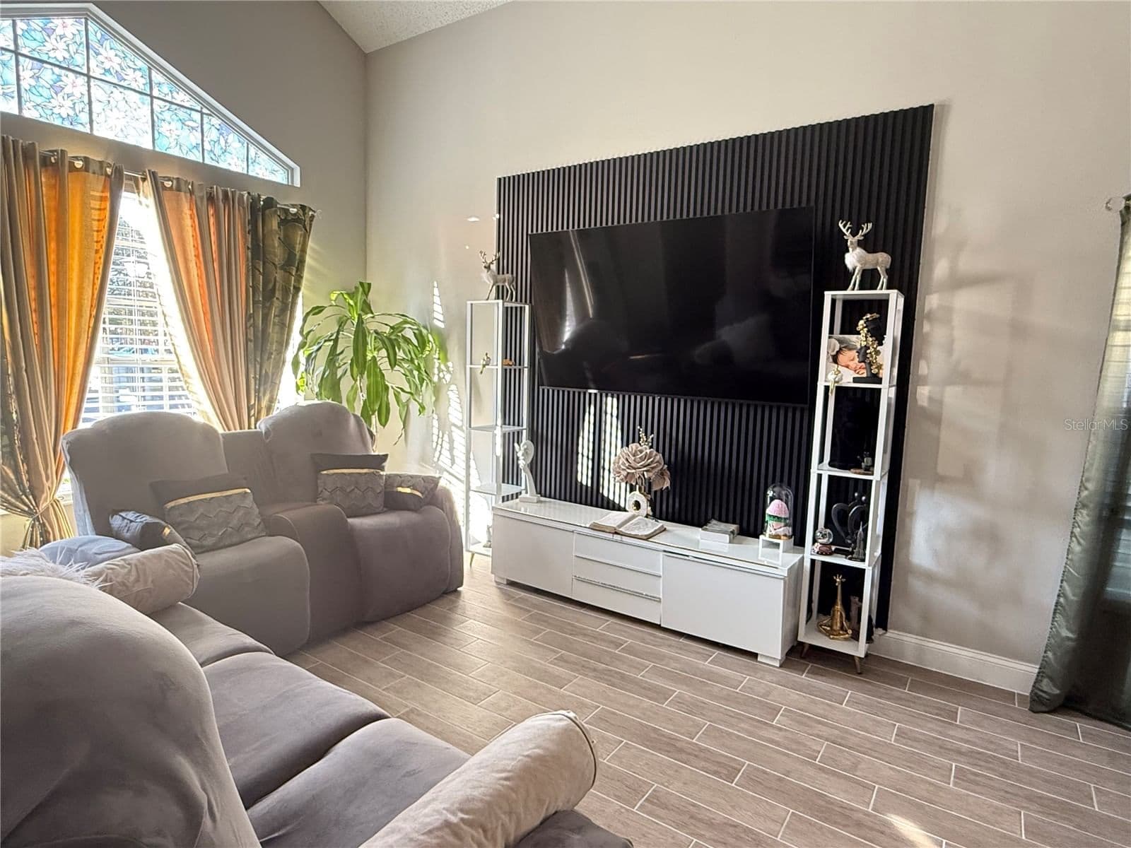 1345 SILVERTHORN