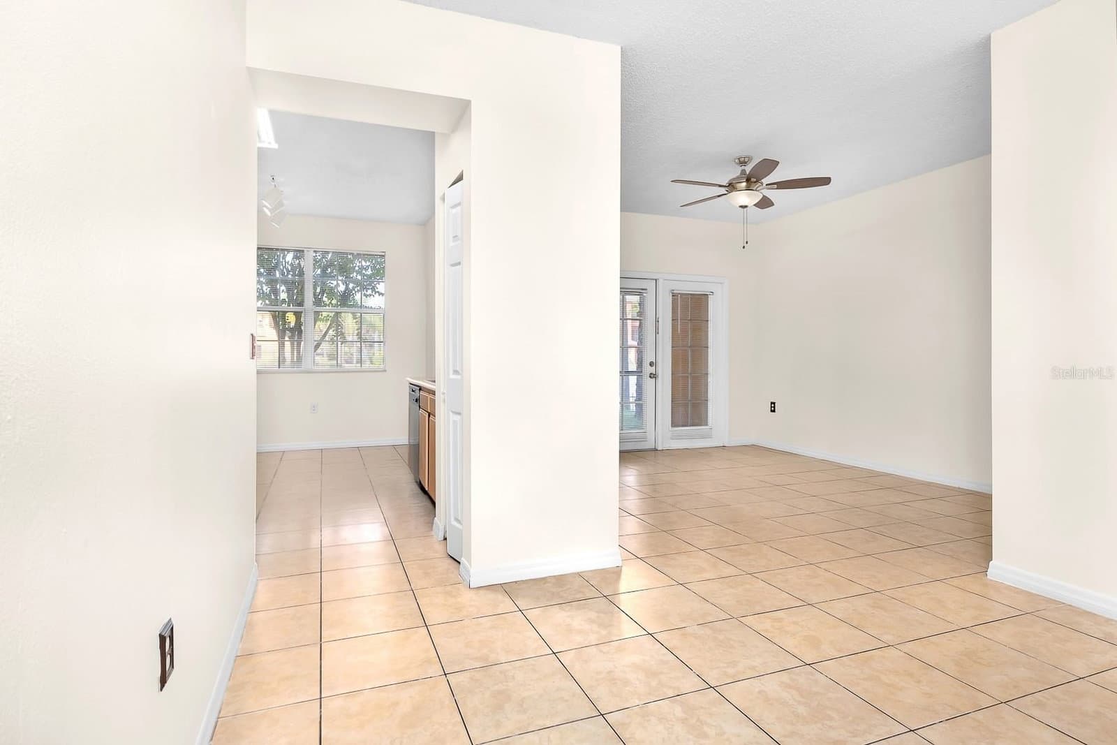 Photo 5 of 10873 WINDSOR WALK