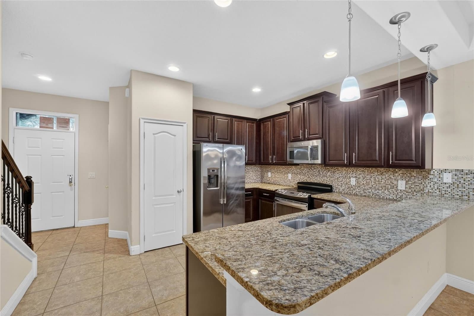 8087 BROOKSVILLE