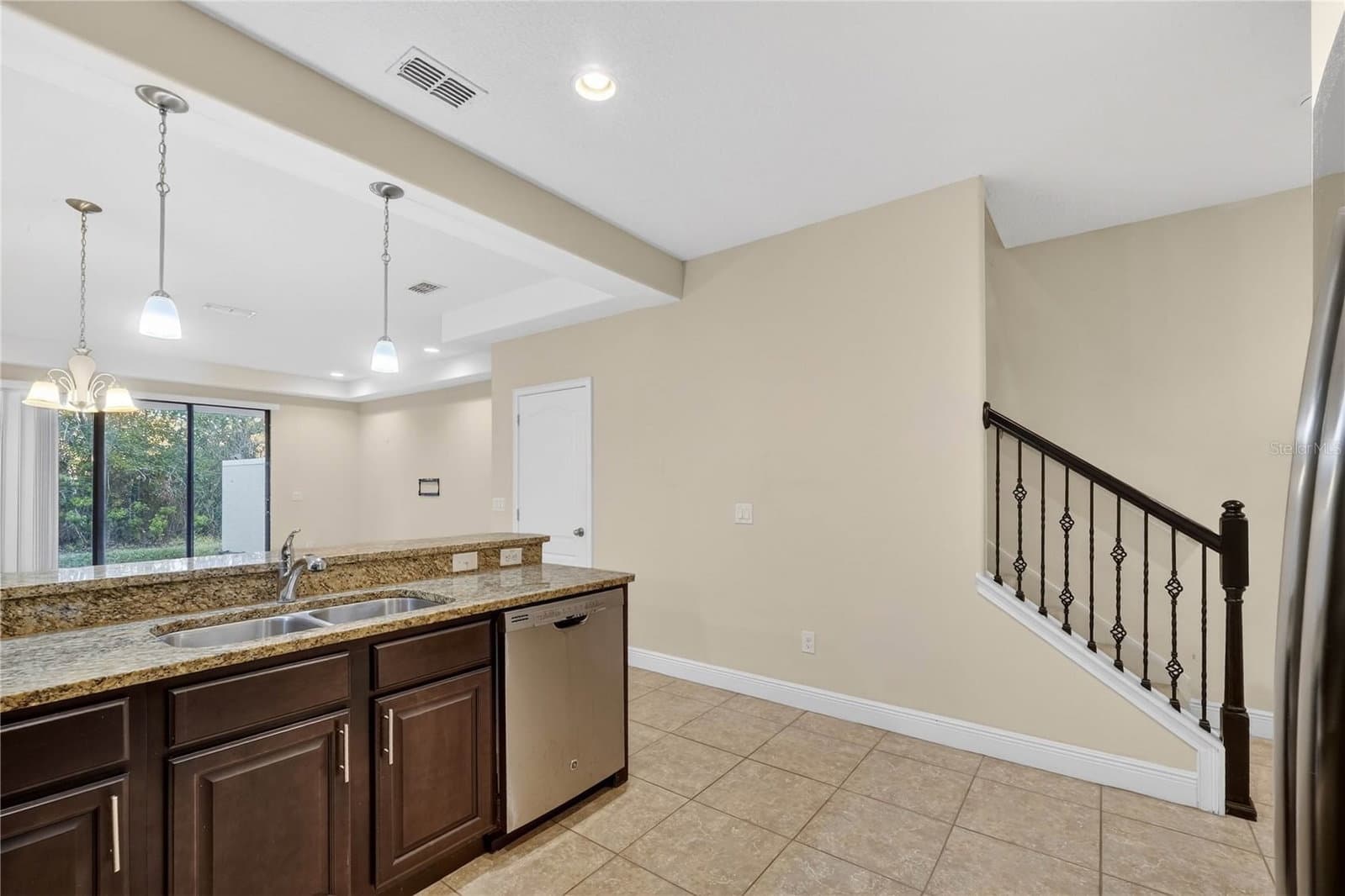 Photo 5 of 8087 BROOKSVILLE