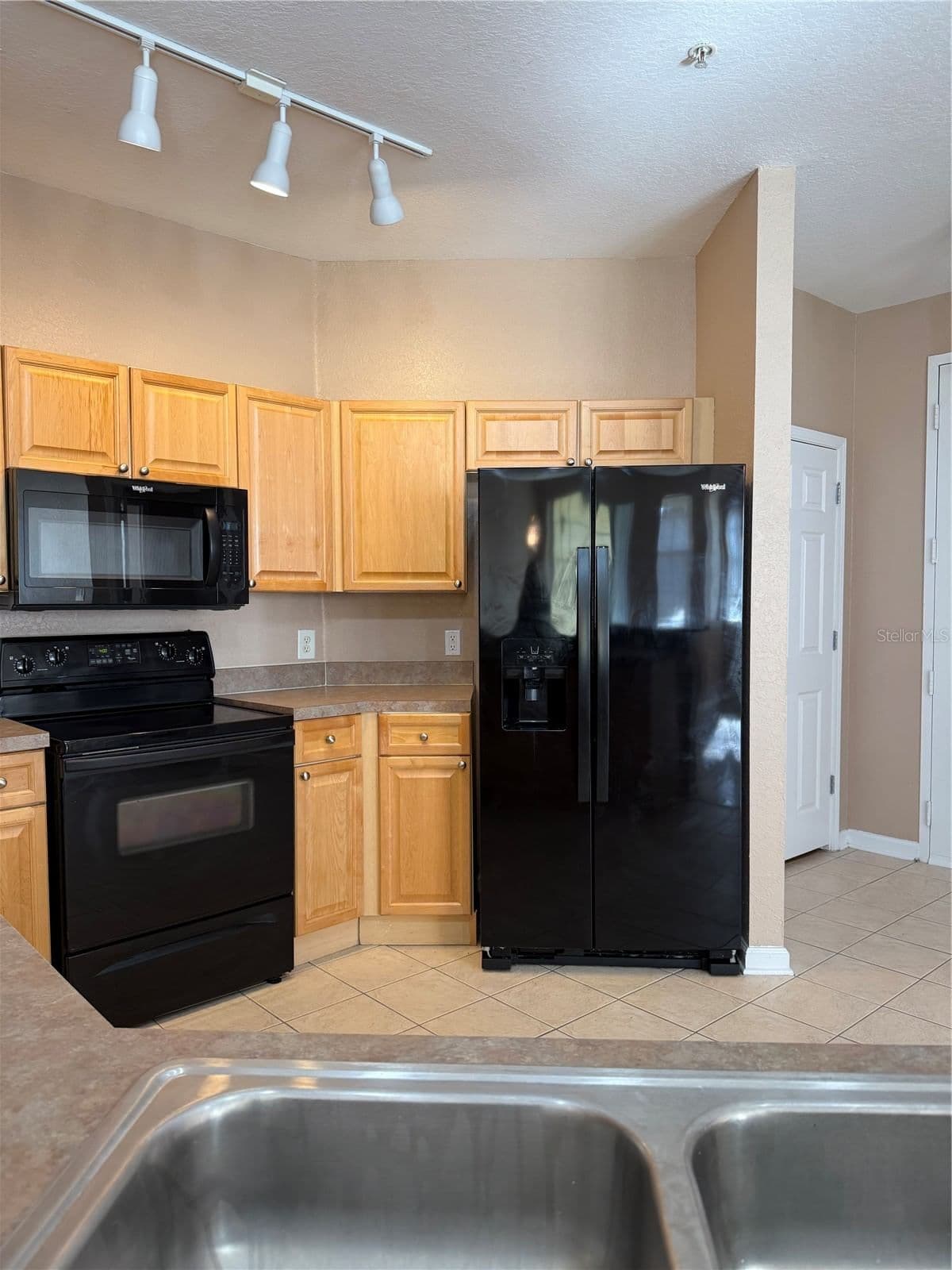 Photo 4 of 413 TERRACE RIDGE