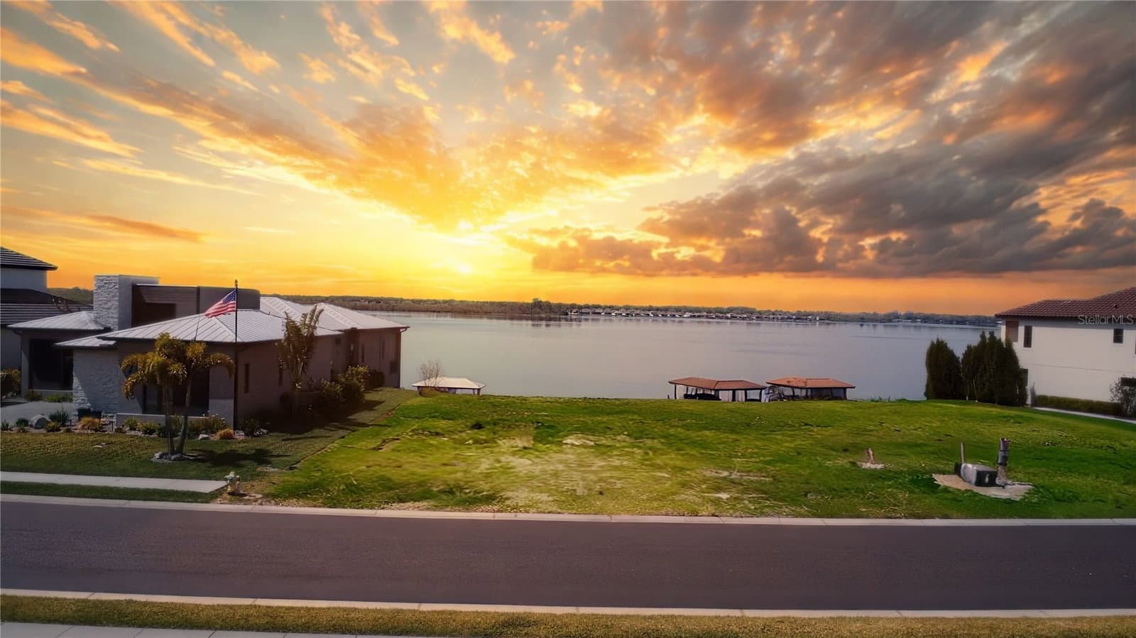 707 WATERFERN TRAIL