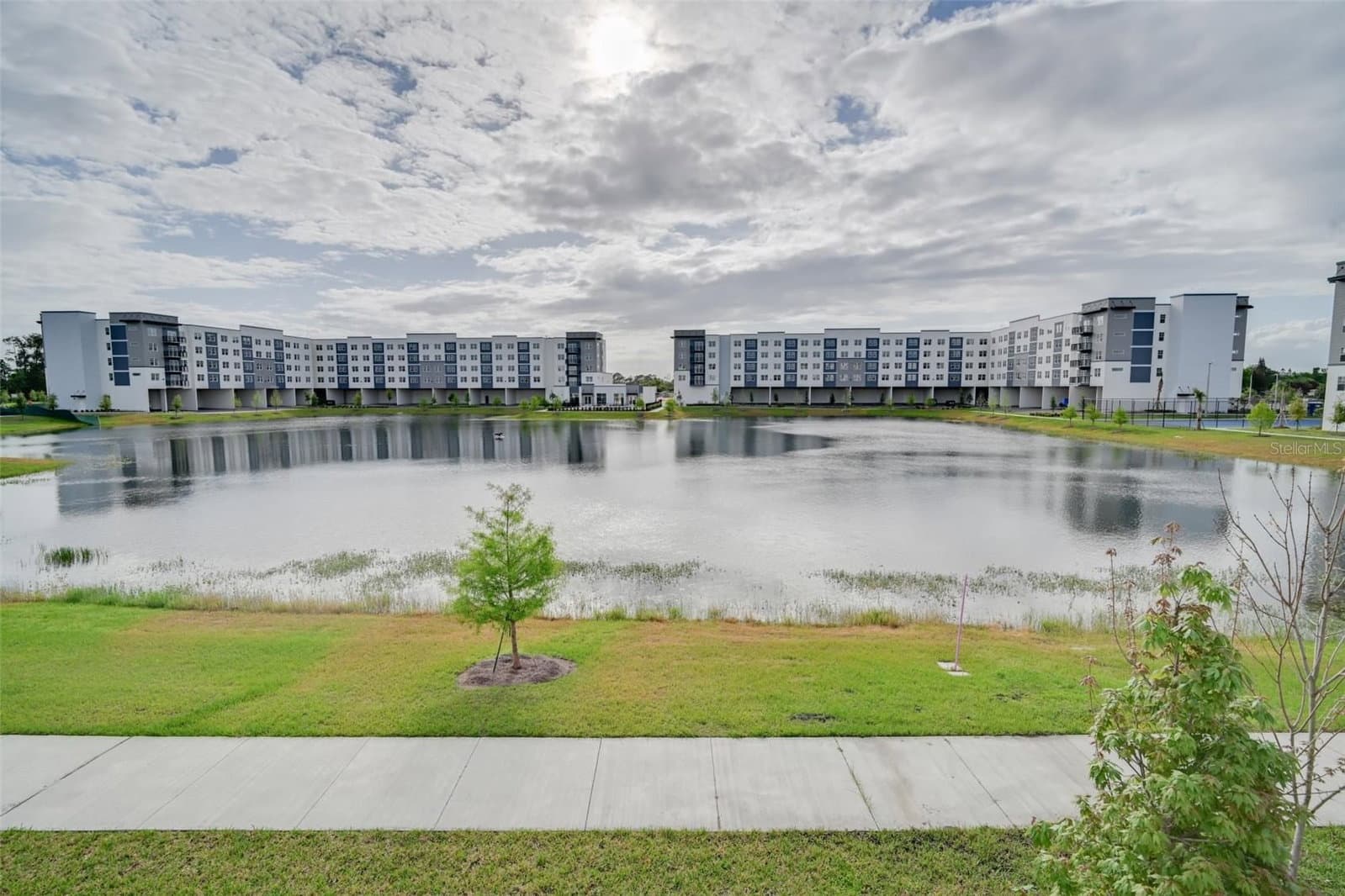 5587 MILLENIA PARK