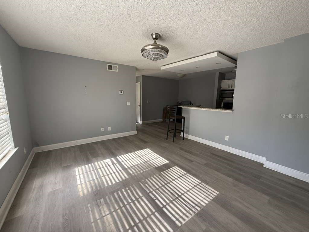 Photo 5 of 6094 WESTGATE