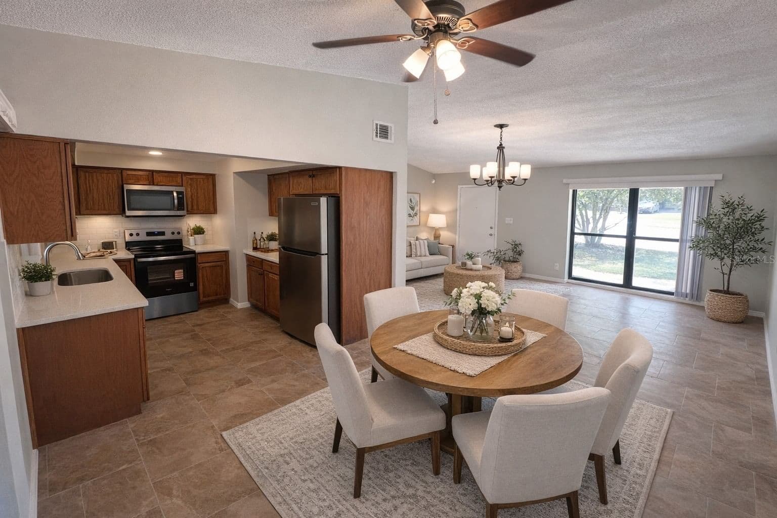 3823 PINE RIDGE