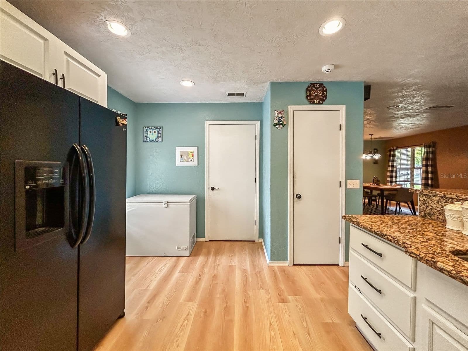 Photo 5 of 525 AVENUE A