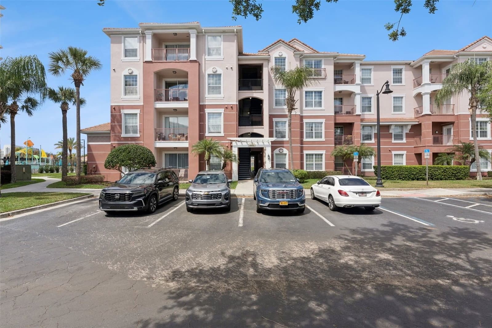 4862 CAYVIEW