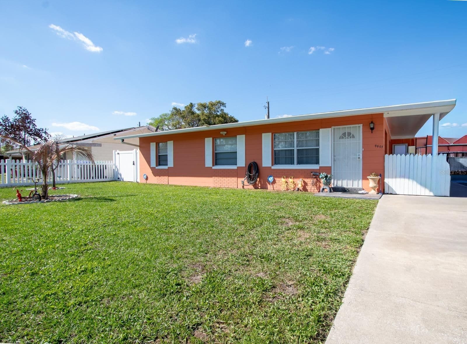 Photo 5 of 4401 EDGEBROOK