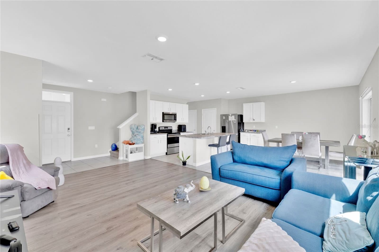 Photo 4 of 167 EAGLEVIEW