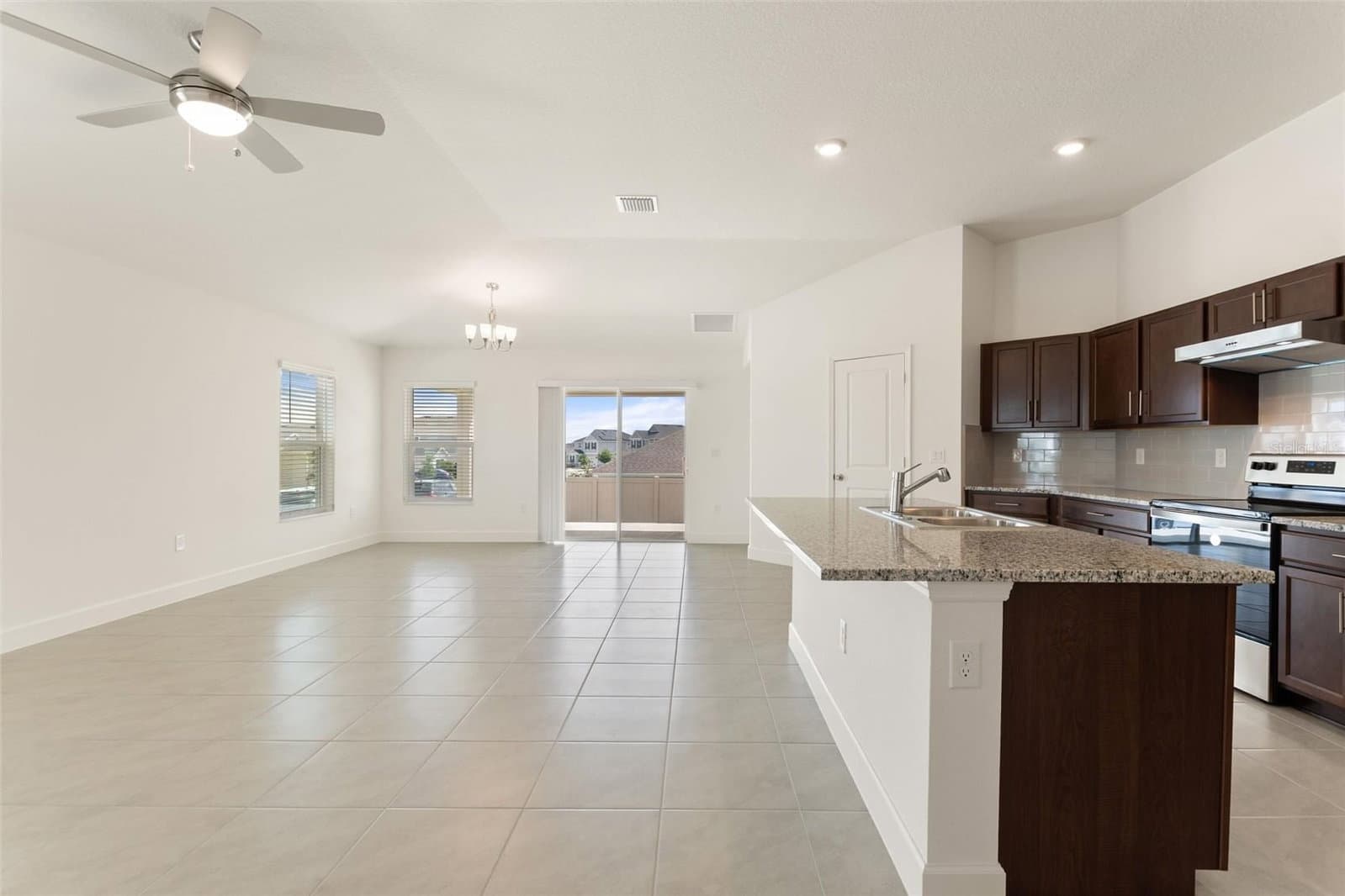 9239 WESTSIDE HILLS DR