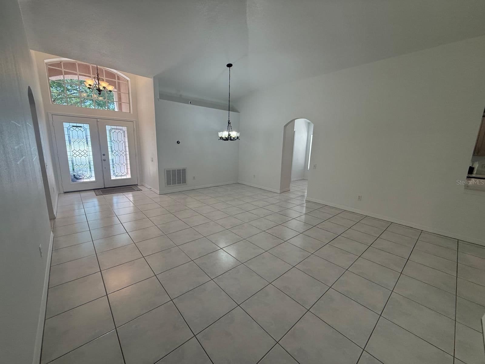 Photo 4 of 2930 RIVERS END