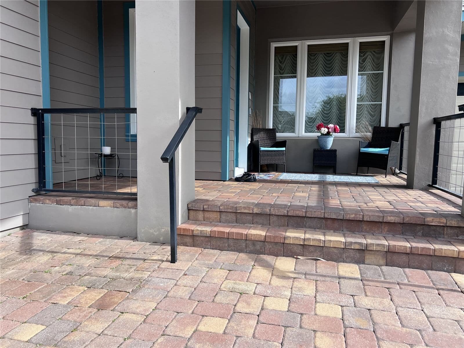 9406 DUGARD