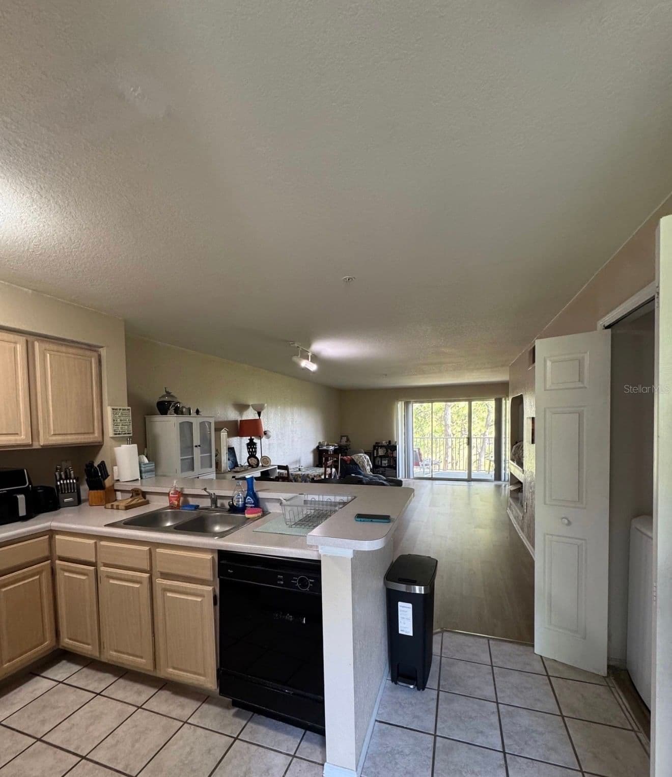 Photo 4 of 13953 FAIRWAY ISLAND
