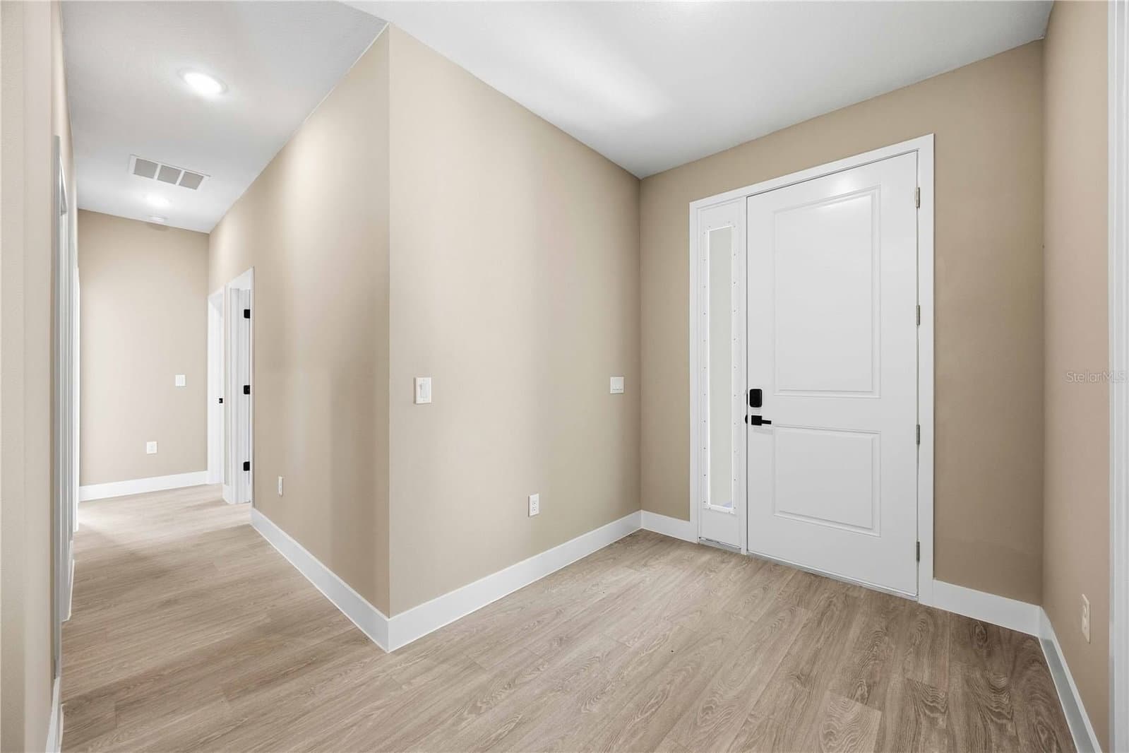 2108 RIVER HAWK