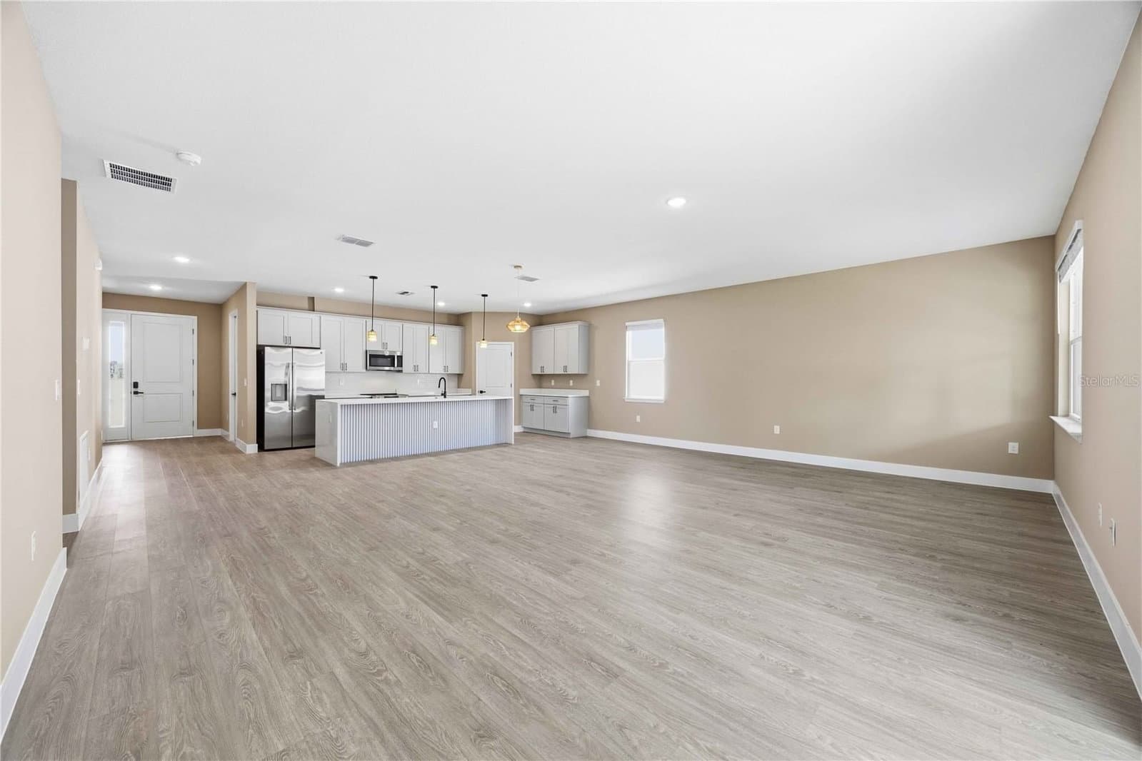 Photo 5 of 2108 RIVER HAWK