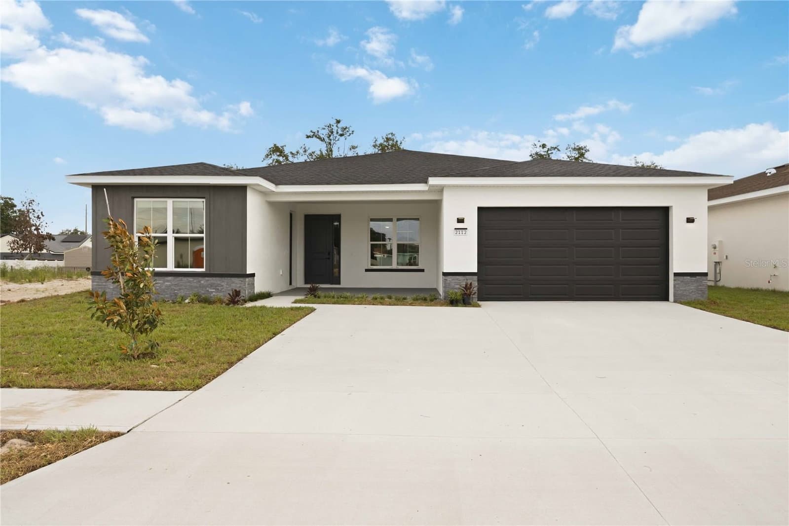 2112 RIVER HAWK
