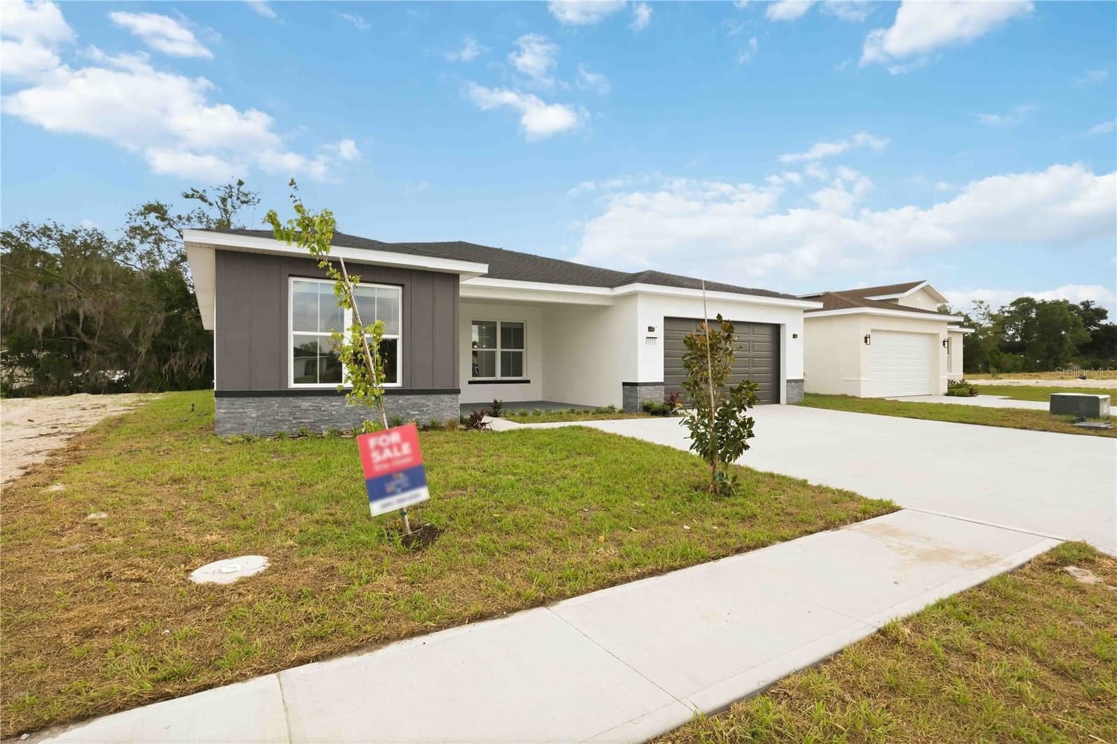 2112 RIVER HAWK