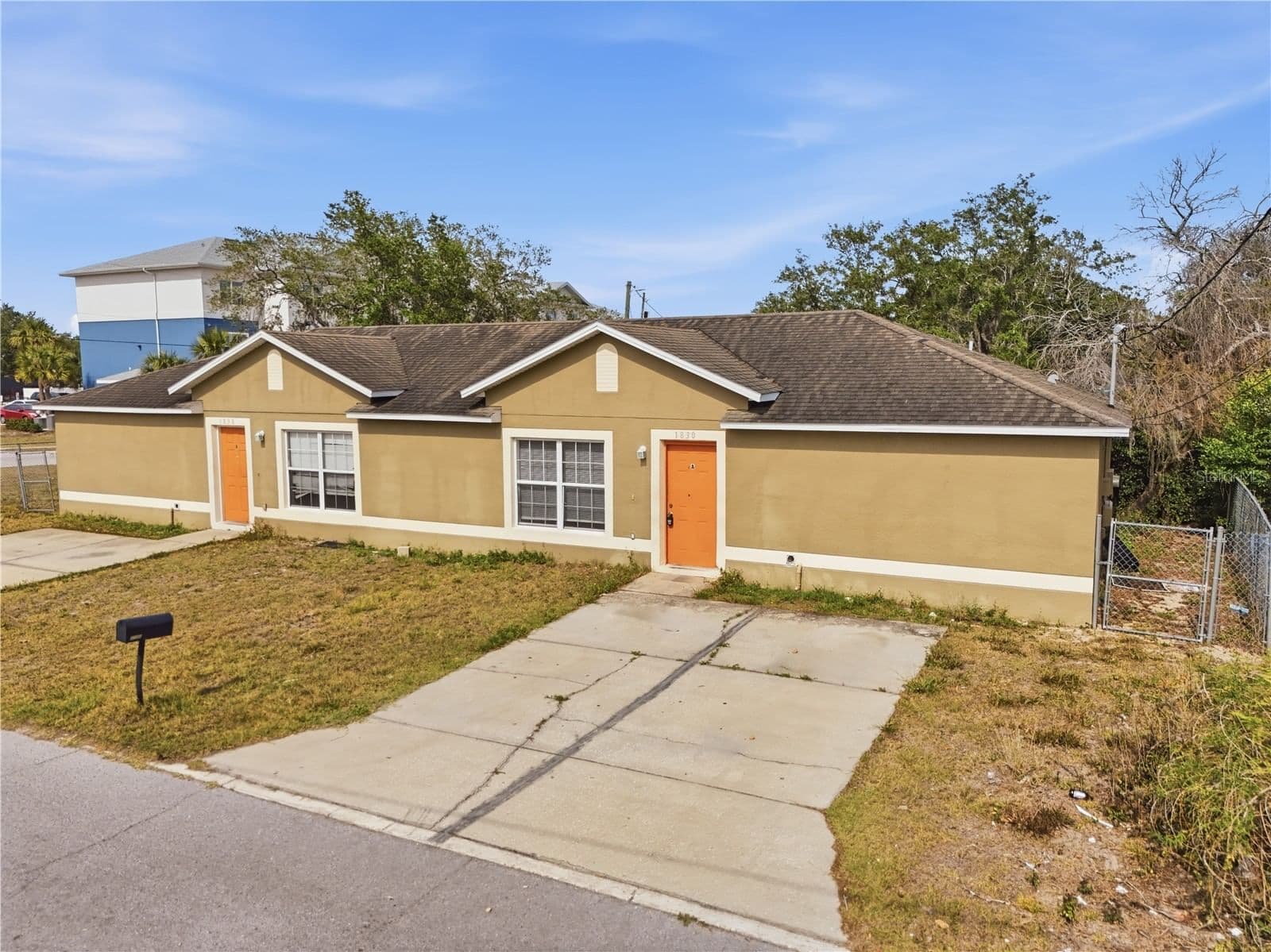 Photo 4 of 1830 2ND
