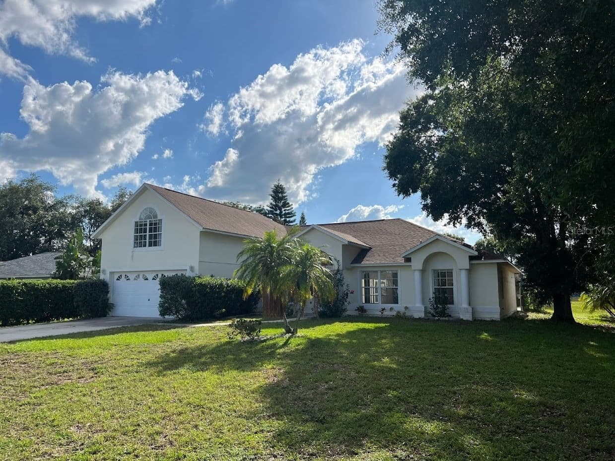 733 SUNRIDGE WOODS Boulevard
