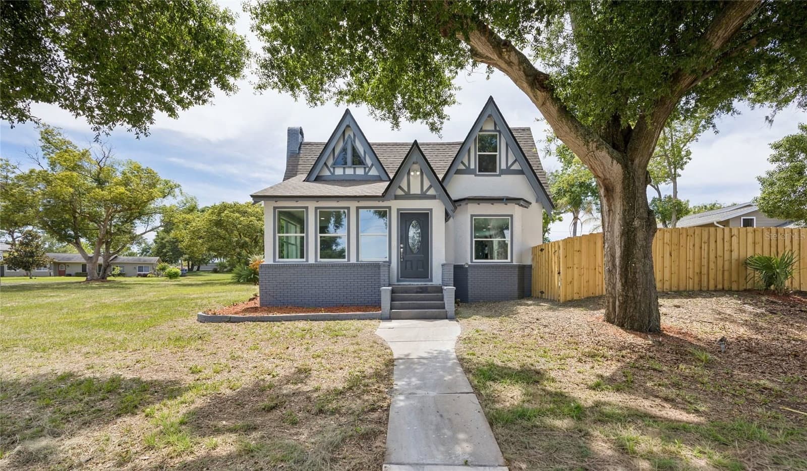 1326 EAST