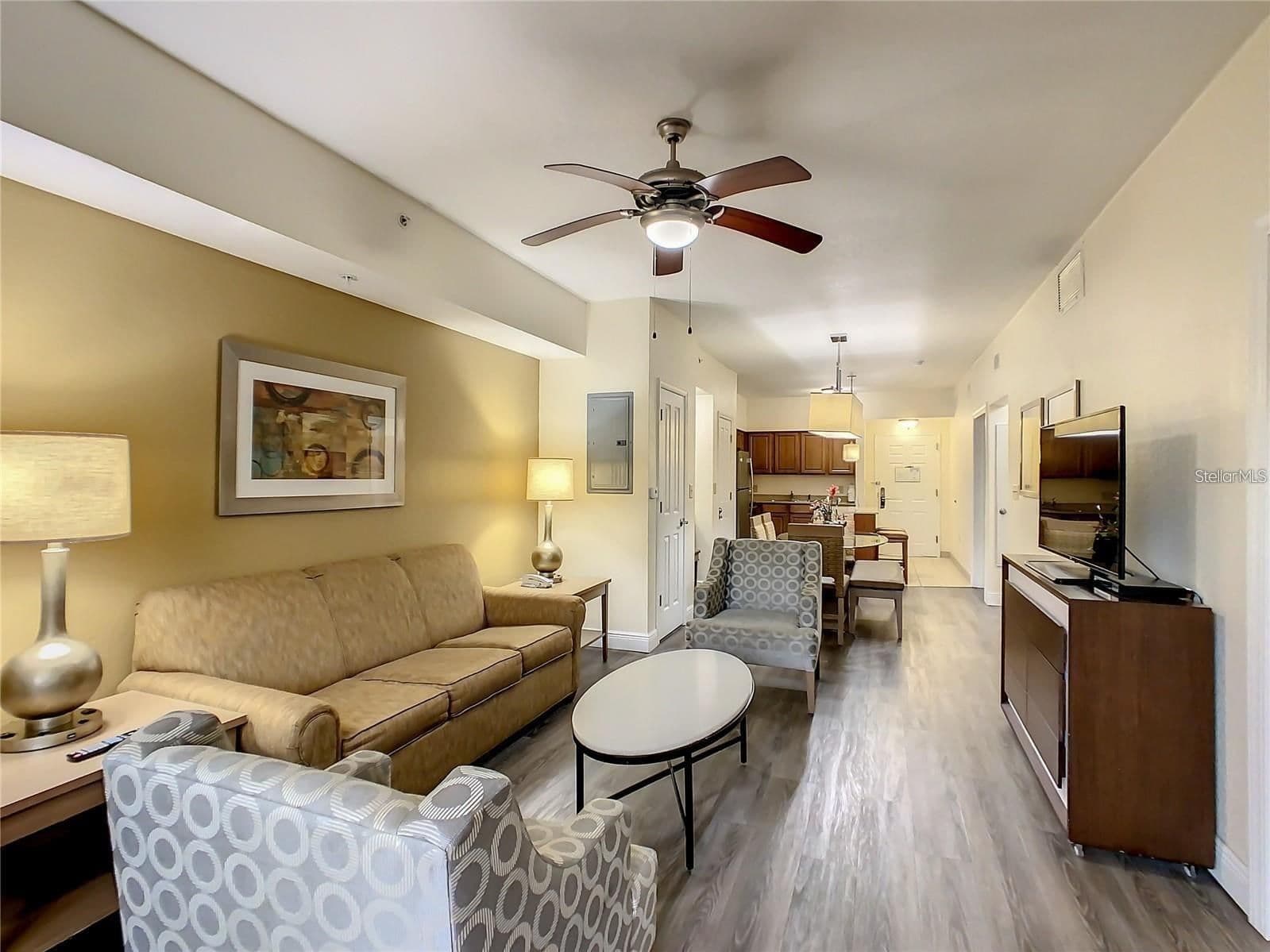 Photo 5 of 12544 FLORIDAYS RESORT DR