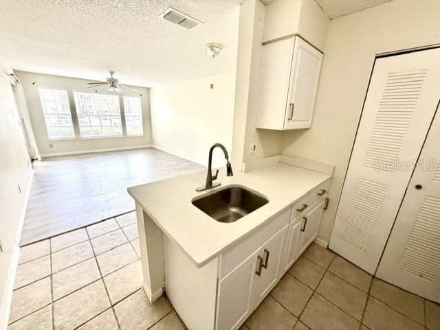 1073 HIAWASSEE