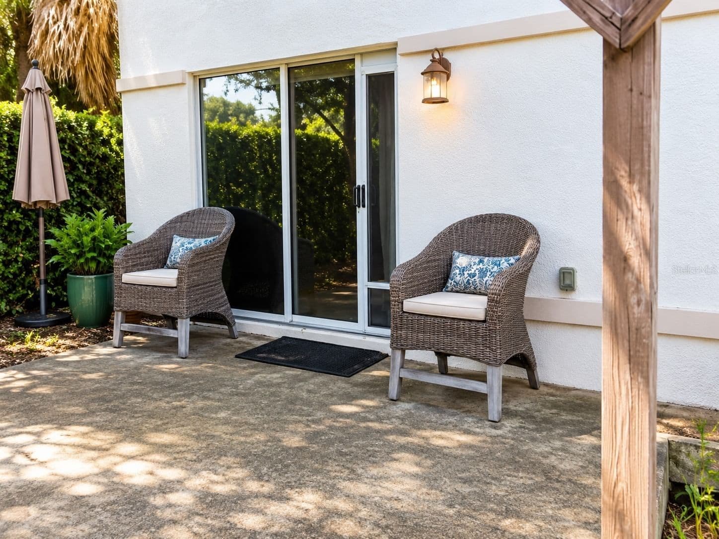 Photo 4 of 1061 ARAGON Avenue #1061